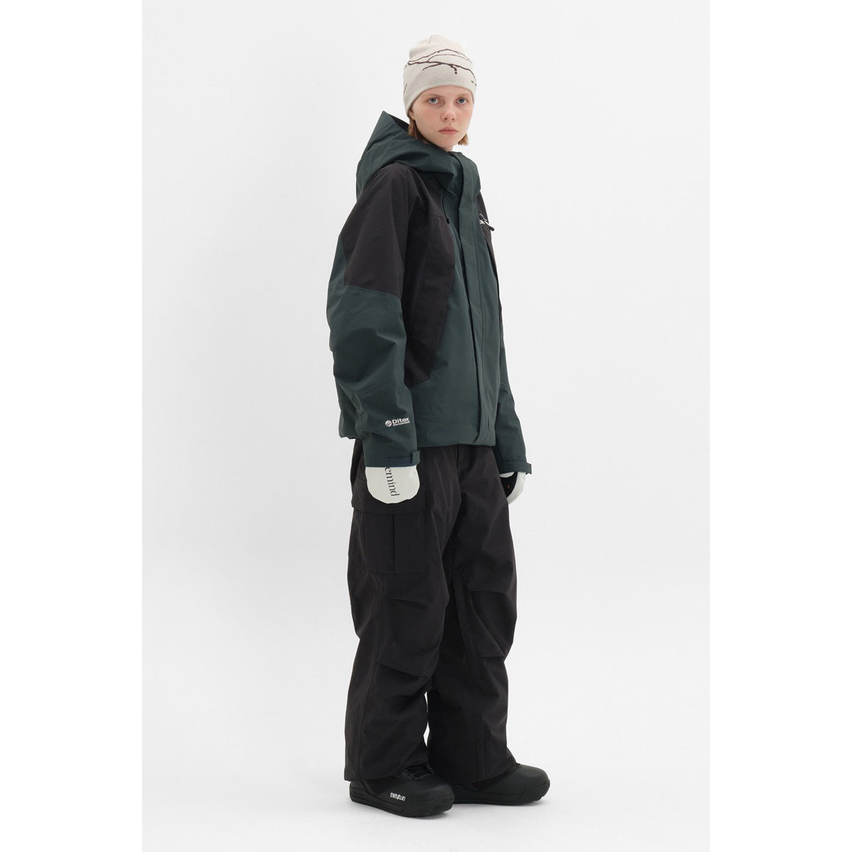 Mantel, Jacke, Person, Hosen, Handschuh
