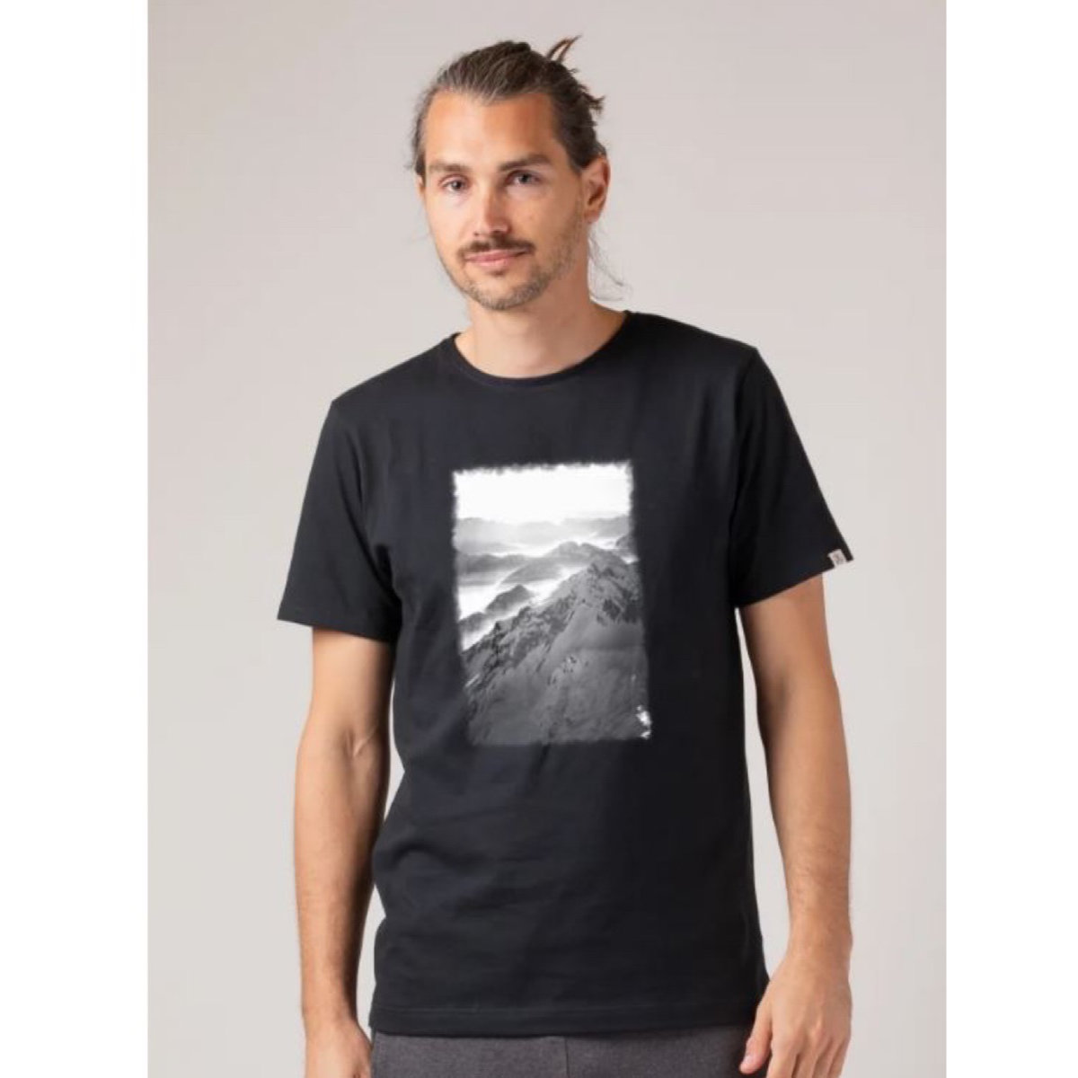 T-shirt, Ärmel, Erwachsener, Mann, Person