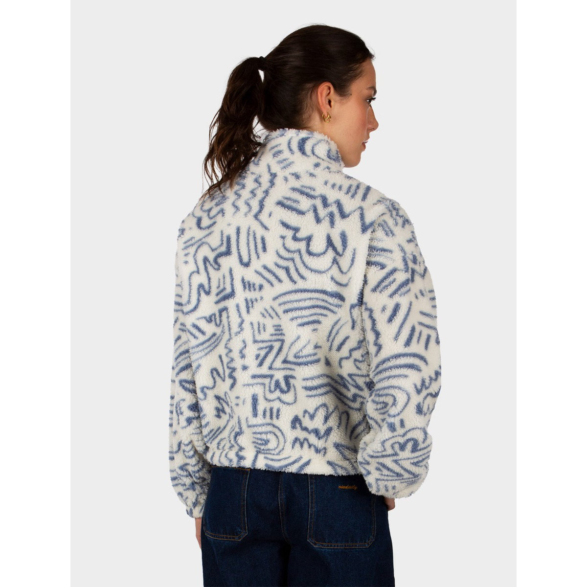 Pulli, Sweatshirt, Mantel, Kapuzenpulli, Person