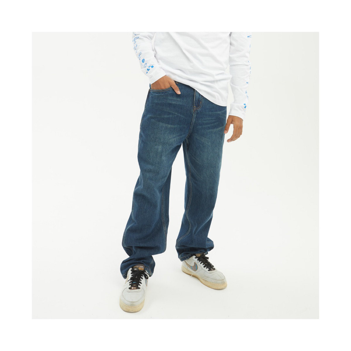 Hosen, Jeans, Schuh, Person, Turnschuh