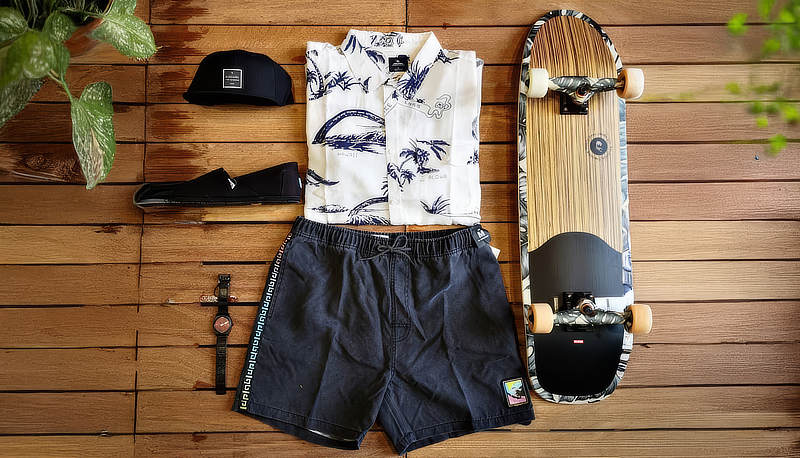 Kurze Hose, Innenarchitektur, Holz, Skateboard, Pflanze