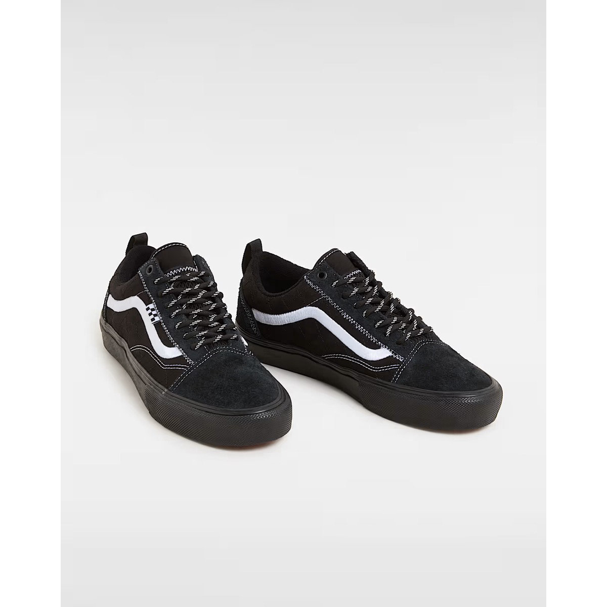 Schuhwerk, Schuh, Sneaker, Wildleder, Leinwand