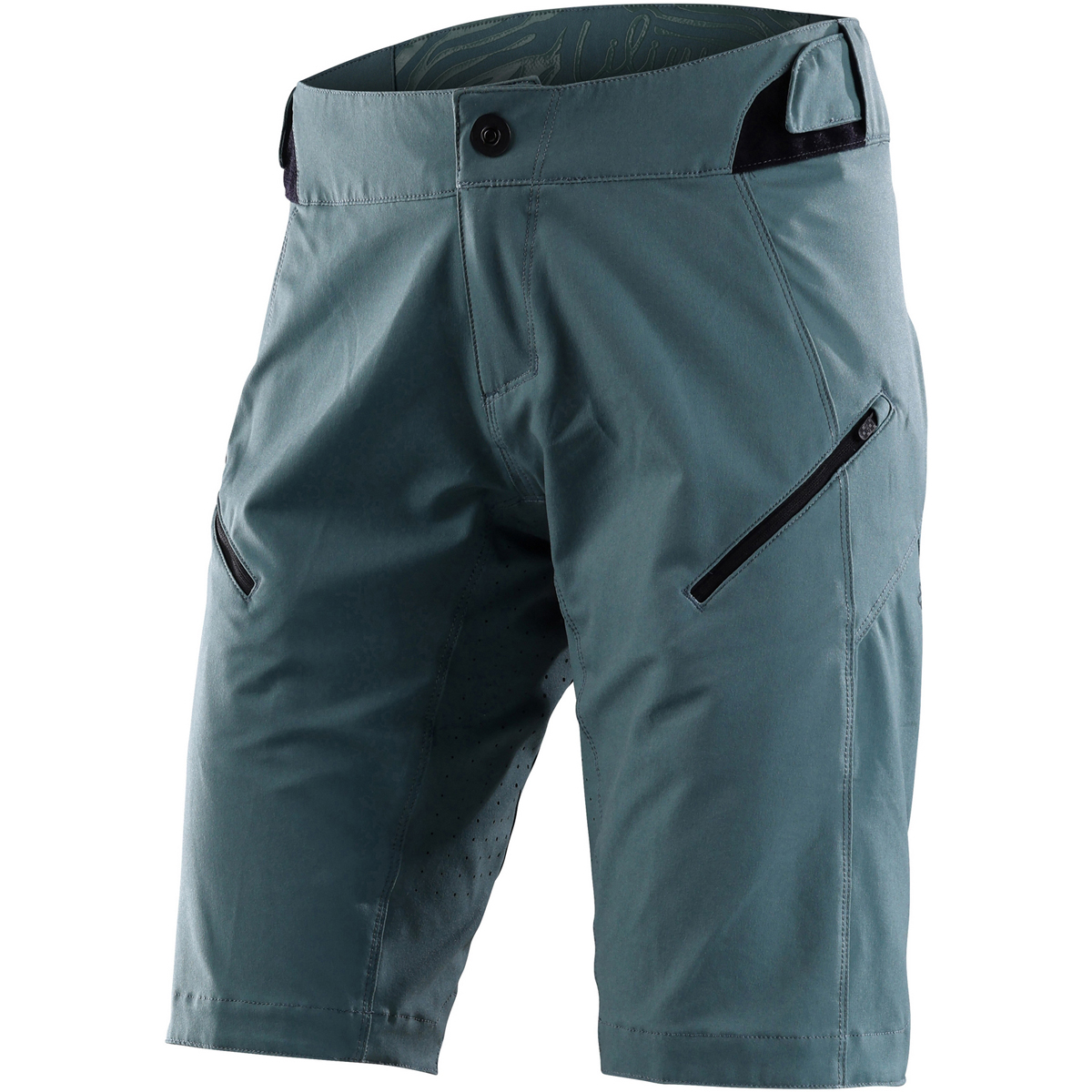 Lilium Shorts