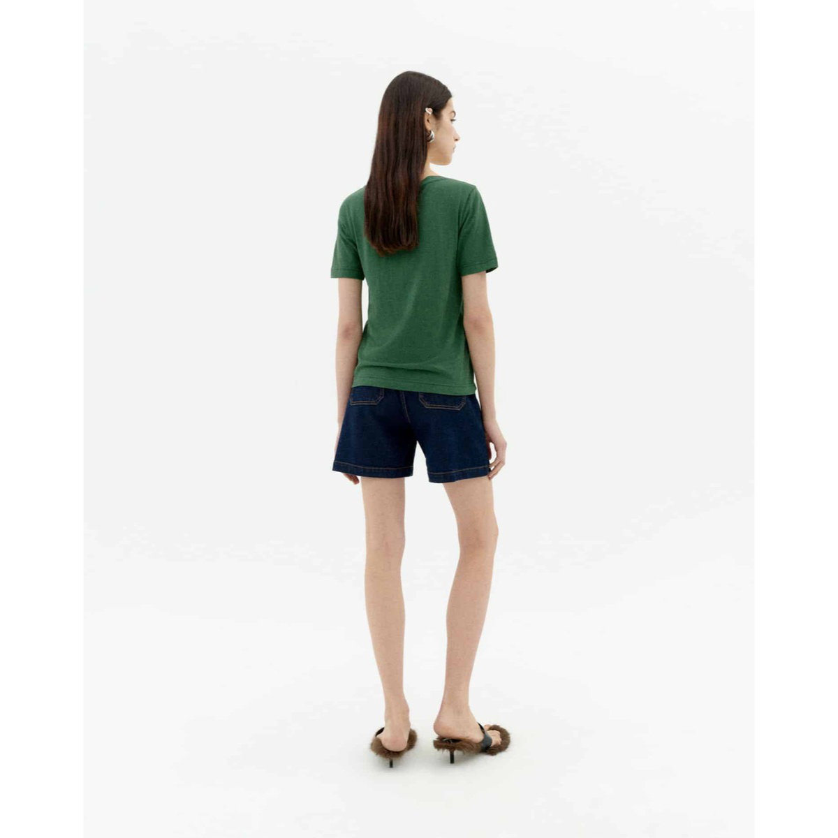 Bekleidung, Kurze Hosen, T-shirt, Rock, Person