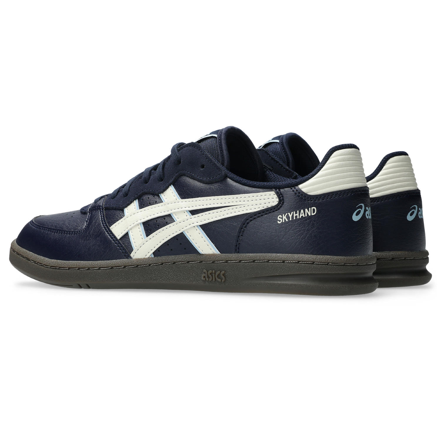 Schuhwerk, Schuh, Sneaker, Wildleder, Leinwand