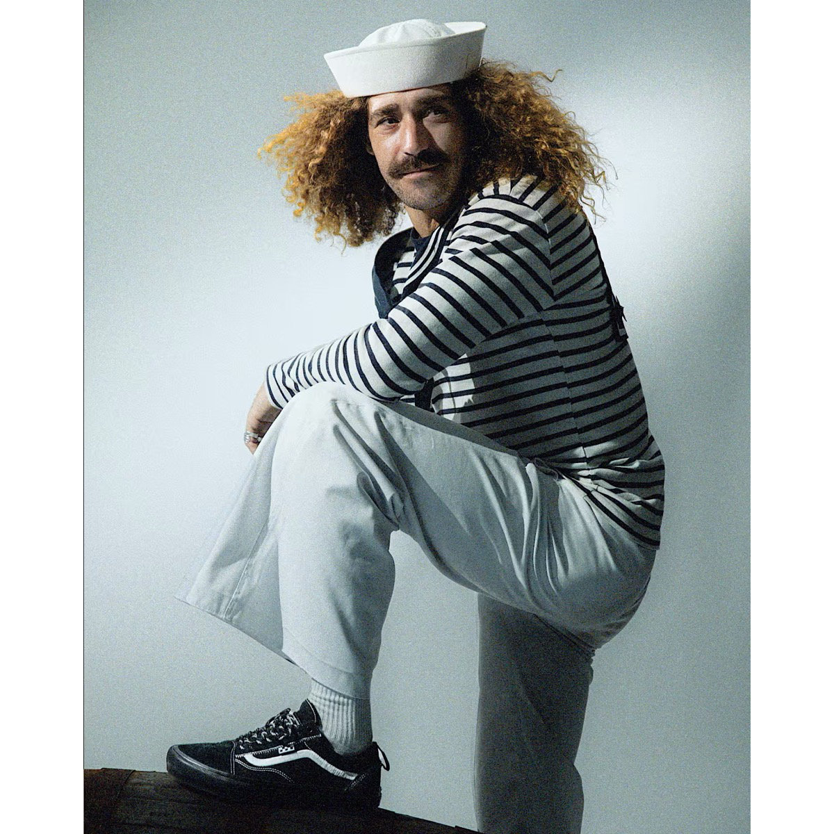 Hut, Schuh, Person, Portrait, Sitzend