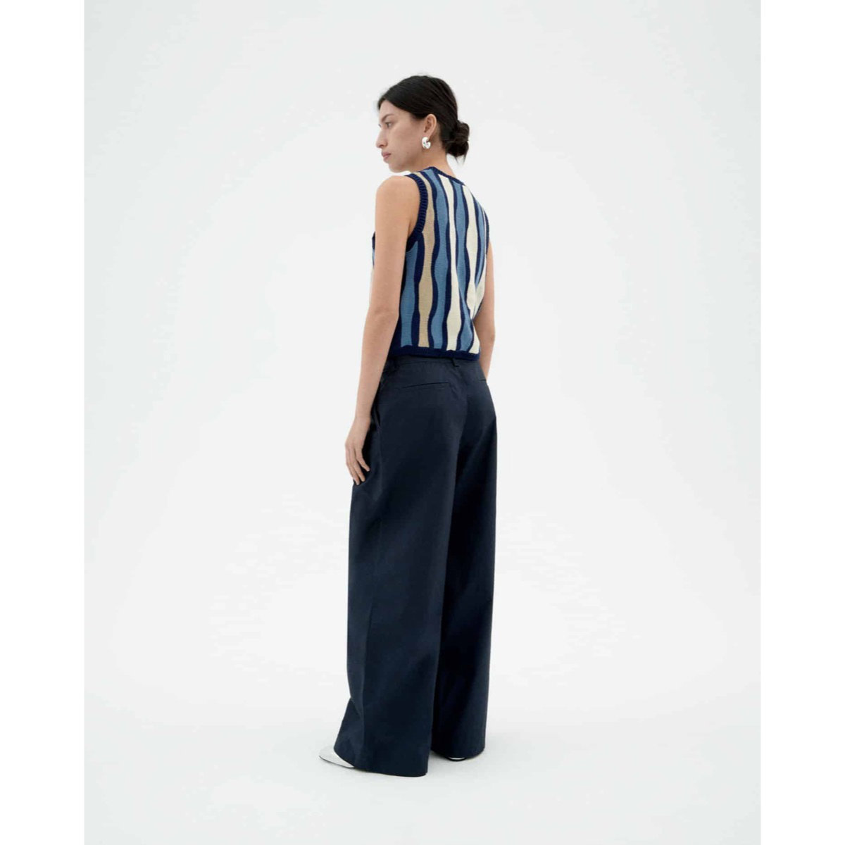 Bekleidung, Hosen, Formelle Kleidung, Person, Jeans