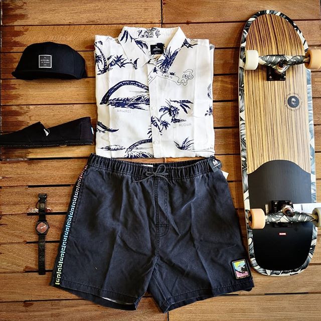 Bekleidung, Kurze Hosen, Strandmode, Skateboard