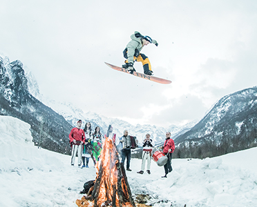 2020_w_community_smallylhcnnzrxmj9h