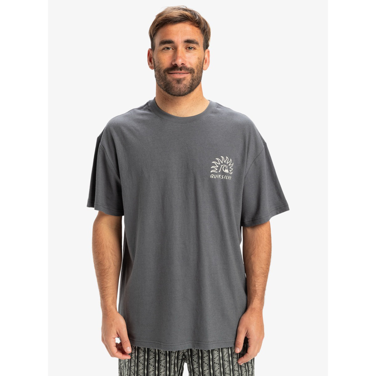 Bekleidung, T-shirt, Ärmel, Langer Ärmel