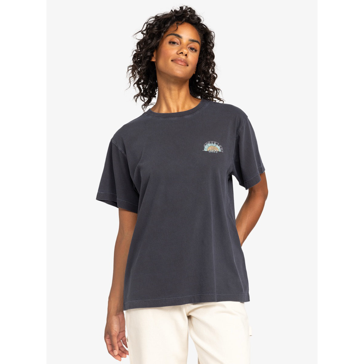 Bekleidung, T-shirt, Ärmel, Person